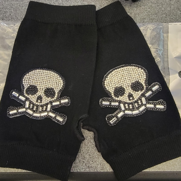 Rhinestone Skull Bones Fingerless Gloves - Picture 3 of 3